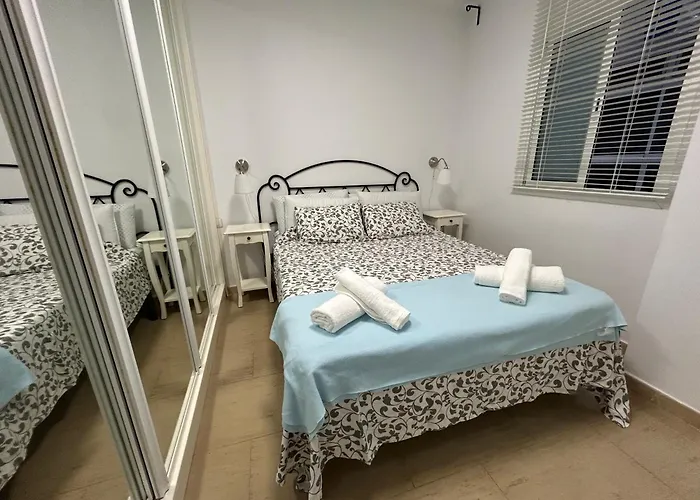 Elegante Y Tranquilo Con Encanto Διαμέρισμα